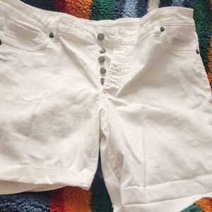 Kut from the Kloth High Waist Cream Shorts